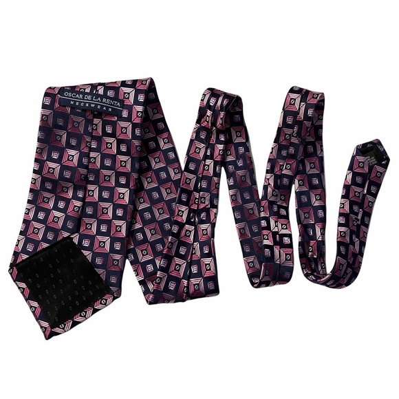 Oscar De La Renta Geometric 3D Cubes Textured Woven Pink Black Silk Necktie OS - Picture 9 of 13